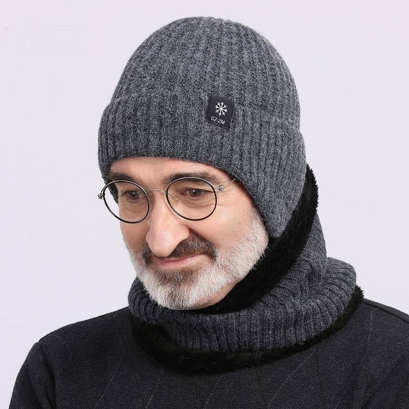 Men's wool hat with ear protection