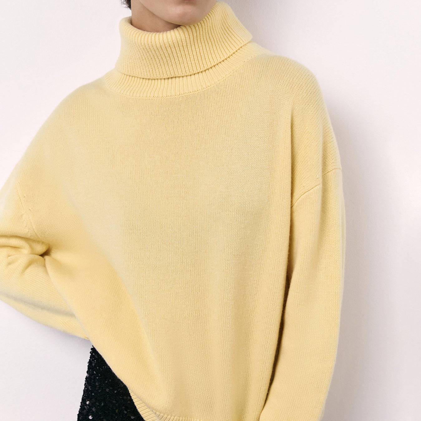 women's knitted sweater